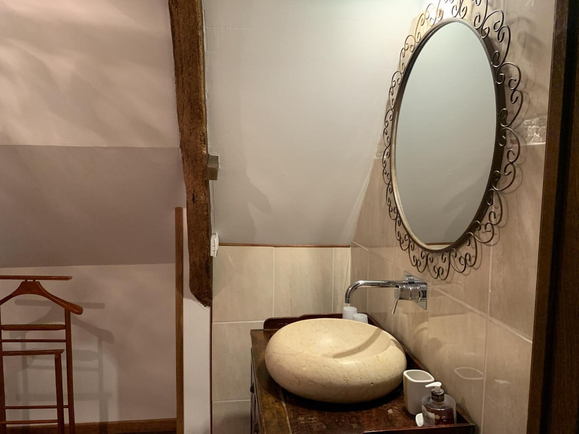 Le Clos Des Tilleuls D Day Home, Chambres D'Hotes, Suite Avec Sauna Privatif, Suite Avec Balneotherapie Privative, En Supplement Option Spa Bain A Remous La Vendelée Kültér fotó